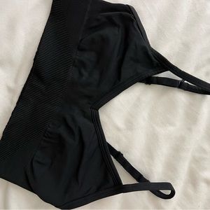 Lululemon Eb to street bra